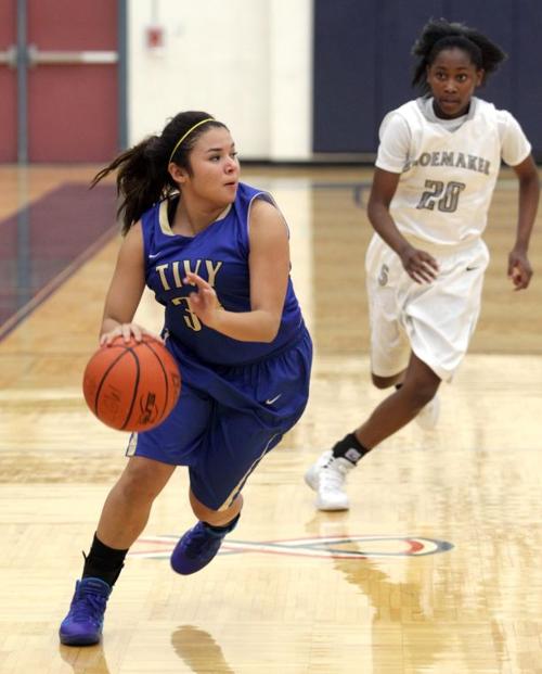 ShoemakerKerrvilleTivyBasketball 016.JPG
