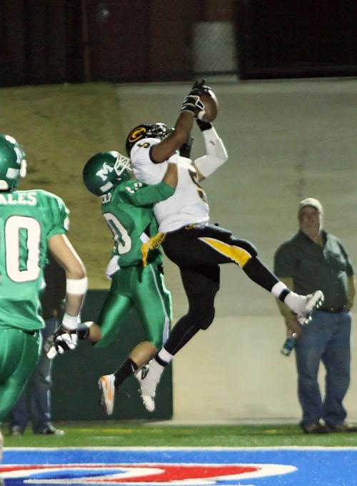 Gateville takes on Monahans at Regionals