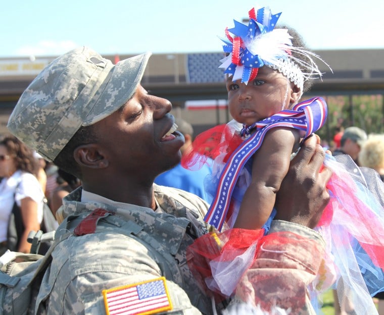 Year in Photos - 1st Cavarly Division Homecoming