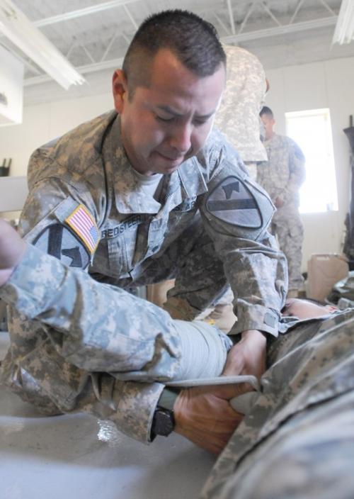 Applying a pressure dressing