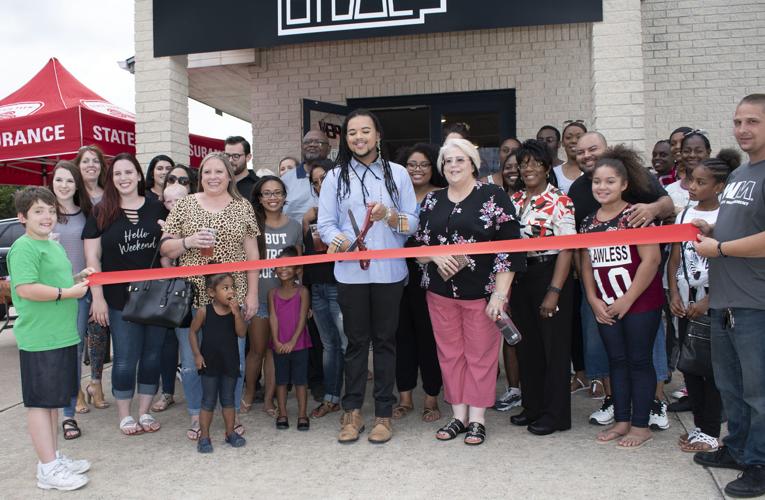 A Knack For Business Harker Heights Resident Is 22 And Already Owns 3 Businesses Business Kdhnews Com