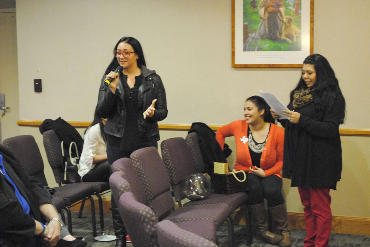 Metroplex Hosts Cove Chamber Mixer Business Kdhnews Com