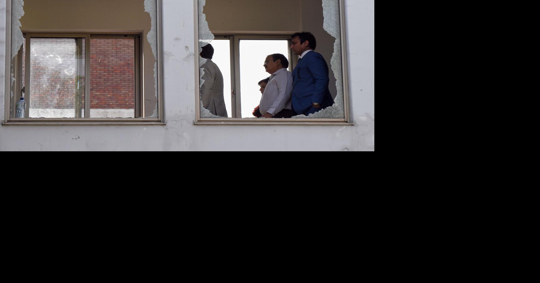 AP Exclusive: Nurse who saved baby from Pakistan hospital fire wishes she could have saved the rest | Living  kdhnews.com