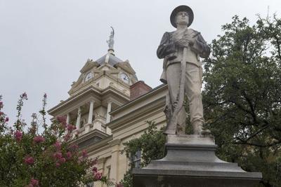 Confederate soldier statue