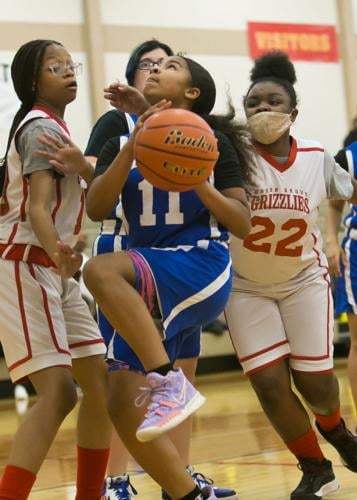 DVIDS - Images - Andersen Middle School girls' basketball team go  undefeated [Image 3 of 5]