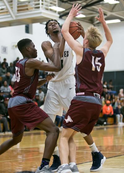 Halftime Adjustments Critical During No 15 Shoemaker S Win Against Killeen Shoemaker Kdhnews Com