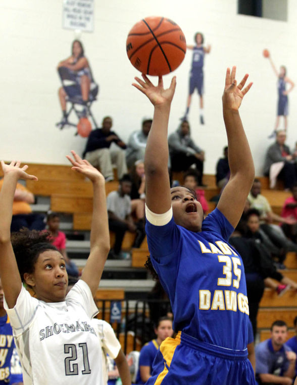 Copperas Cove girls at Shoemaker