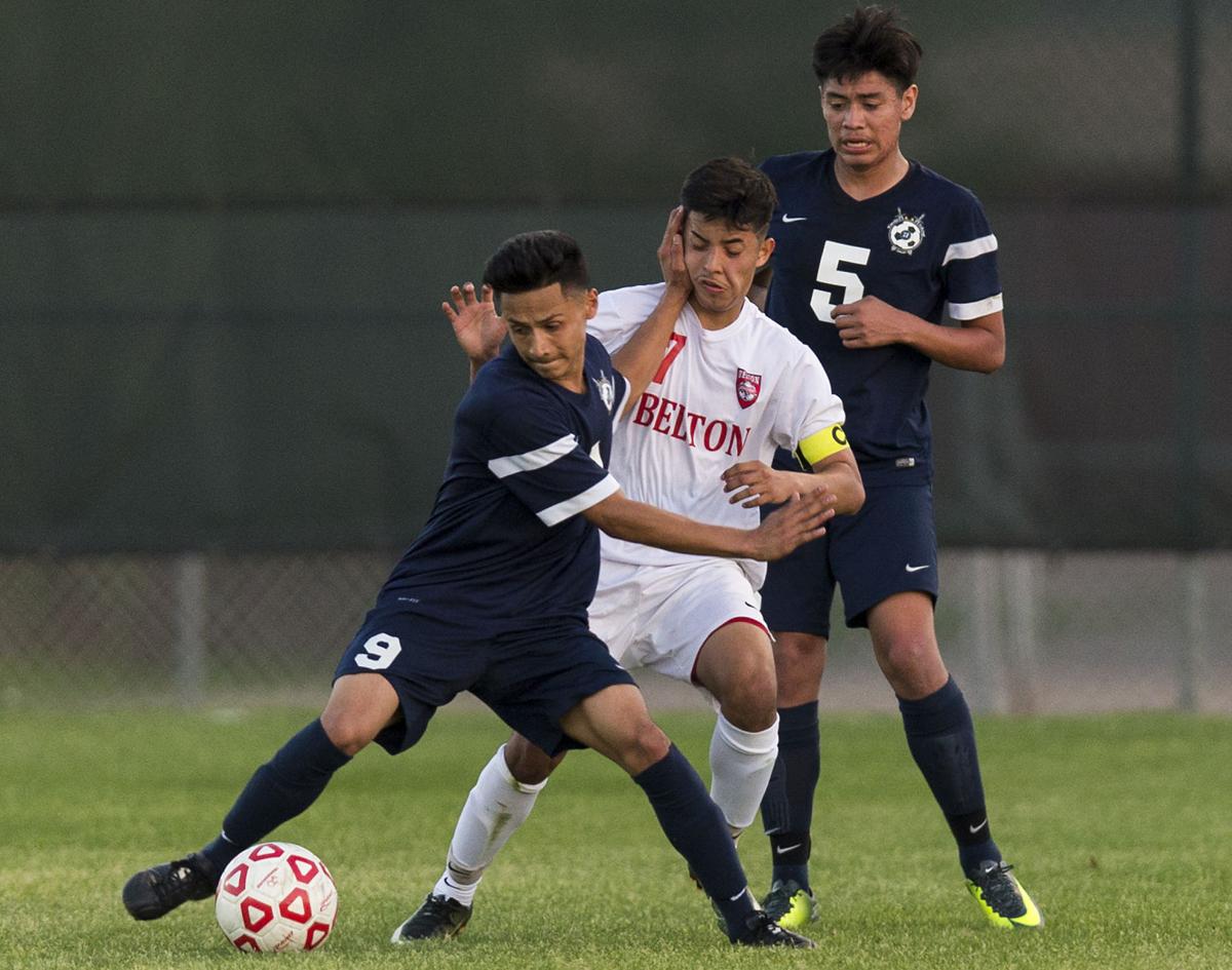 Boys Soccer Irving Nimitz Downs 8 6a Champion Belton 3 1 In 1st
