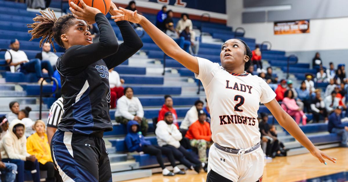 KILLEEN ISD CLASSIC: Shoemaker outlasts Harker Heights in overtime, 52-47
