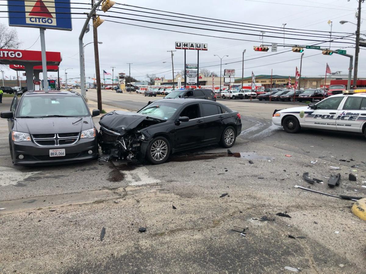 Man in custody after car chase in Killeen Local News