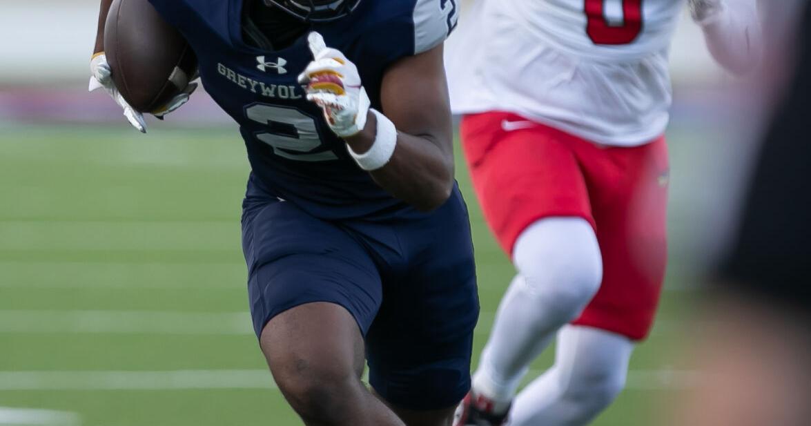 Del Valle at Shoemaker Football