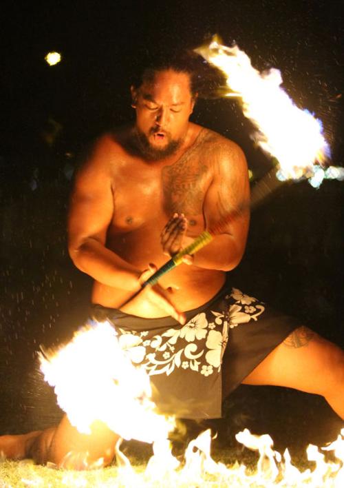 Fort Hood holds Luau party