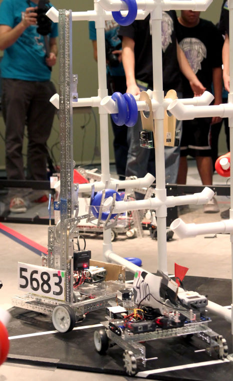 Shoemaker robotics team alters robot under pressure | Education ...