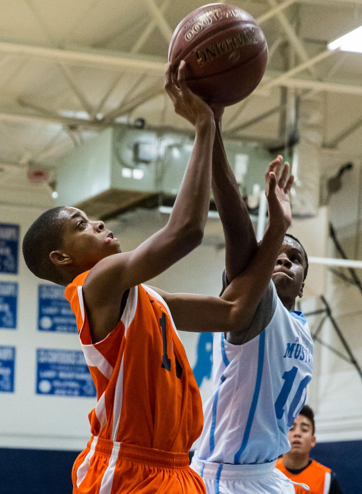 MIDDLE SCHOOL BASKETBALL: Hall 7A Grizzly boys start season on a roll