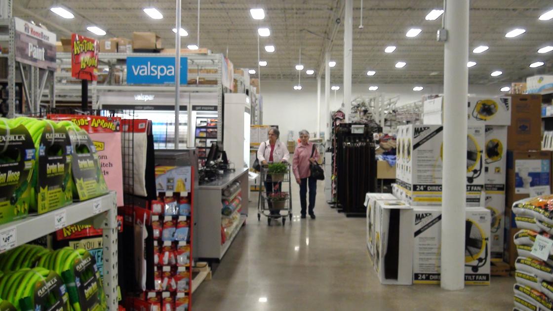 Lowe S Or Home Depot Mixed With Tractor Supply Business Kdhnews Com