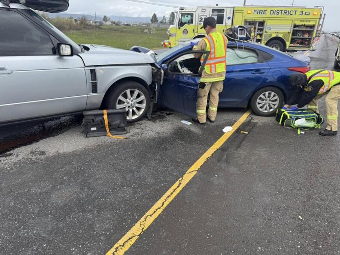 Crater Lake Highway reopened after suspected DUII crash | News | kdrv.com