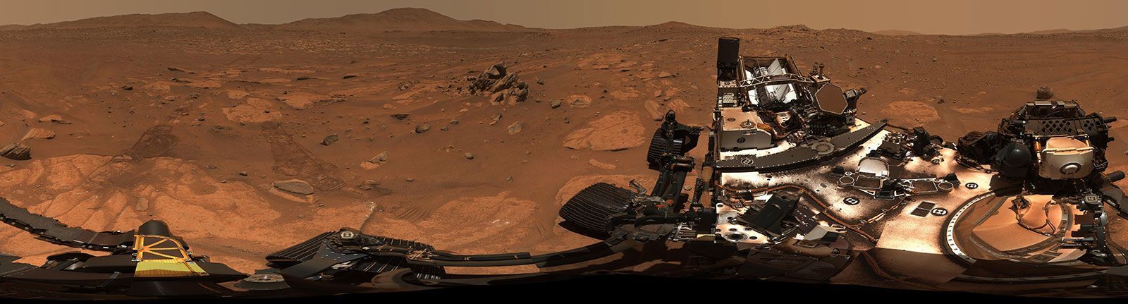 Curiosity Rover Finds New Clues to Mars' Watery Past 