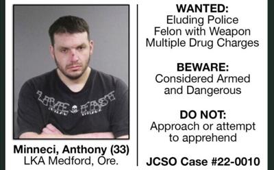 Sheriff's Office looking for 'armed and dangerous' suspect in Applegate chase