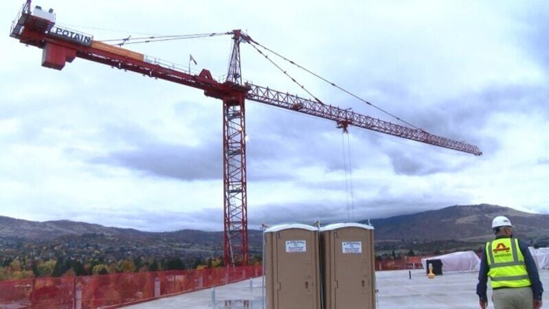 Asante cardiologist and former cancer patient 'climb the crane'