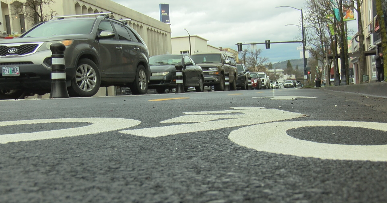 Locals and businesses react to East Main bike lanes - Vimarsana News
