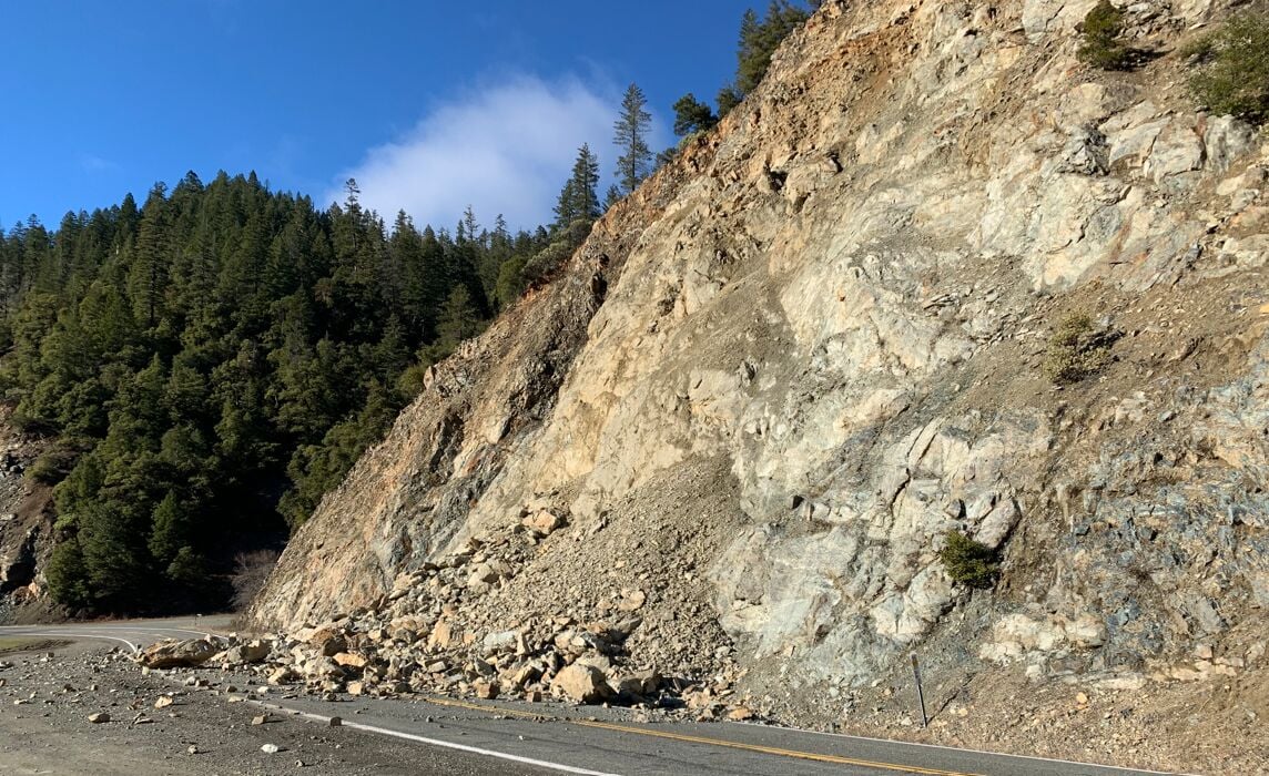 Siskiyou County rockslide repairs allow one lane of highway to open west of Happy Camp News kdrv