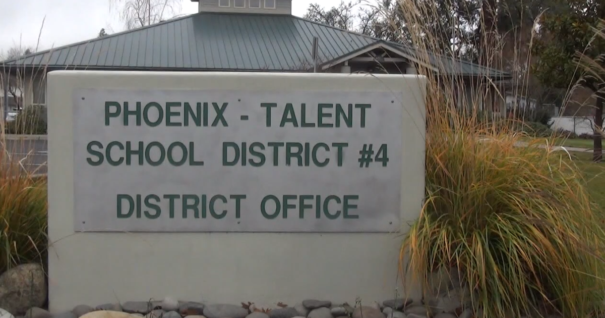 Amid national declines, PhoenixTalent School District sees elementary