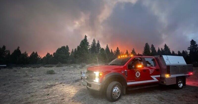 FireWatch: Fire crews report good progress on Fox Complex fires ahead ...