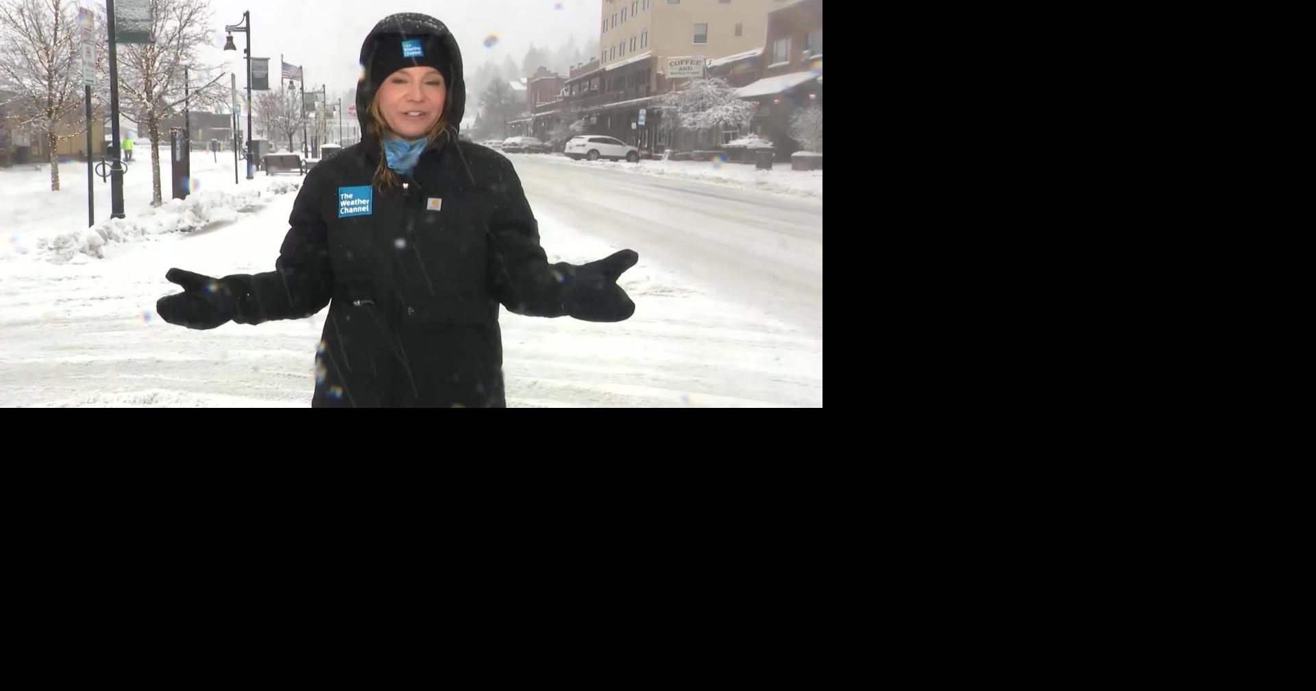 Winter Storm Brings Heavy Snow and High Winds to Truckee, California National