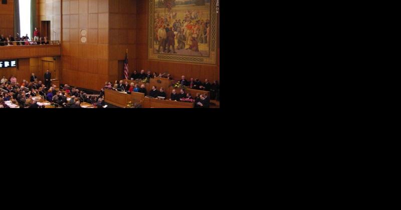 Convicted felons could gain the right to vote if Oregon House Bill passes - Vimarsana News