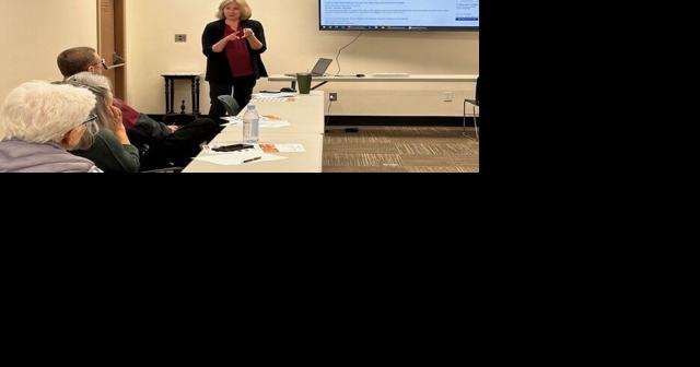Library teaches community about navigating health information online - Vimarsana News