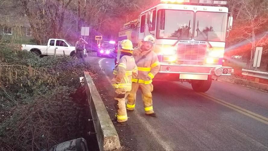 Driver dies following crash into Cheney Creek southeast of Wilderville