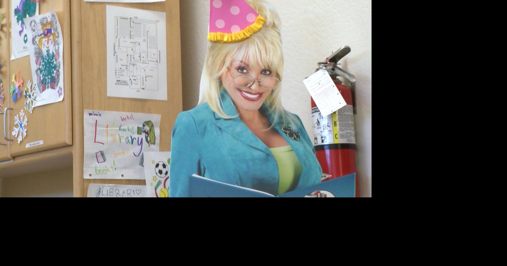 Dolly Parton's library boosts Oregon kids' literacy, study shows
