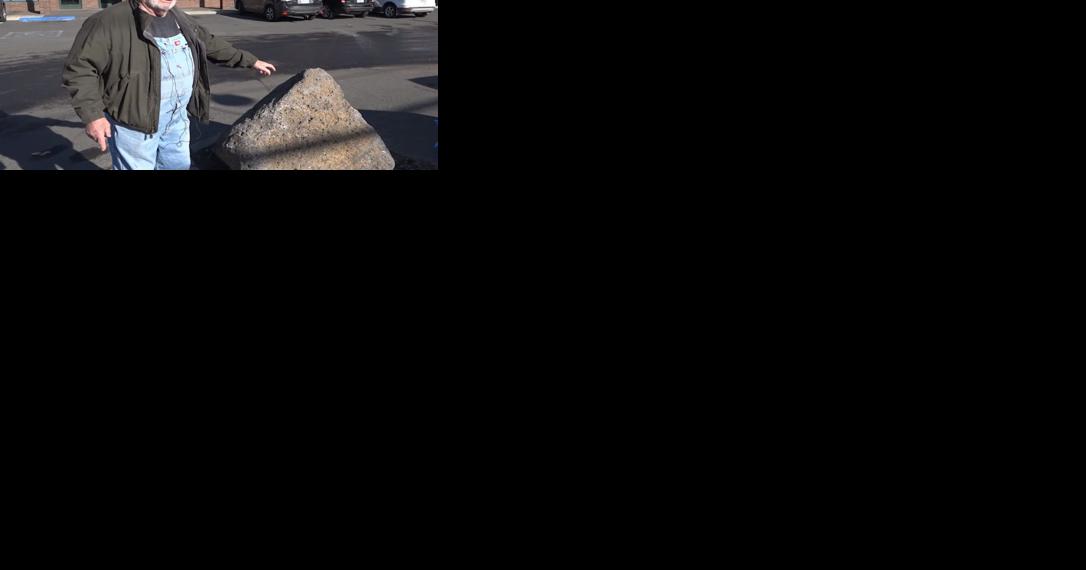 'Bob the Bend Rock' gets Facebook page as tourist destination after stopping 8 cars this year | Regional - Vimarsana News