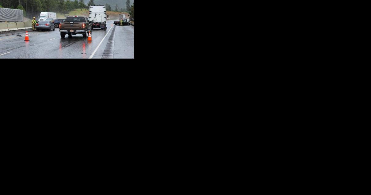Four people injured during series of crashes near Hugo - Vimarsana News