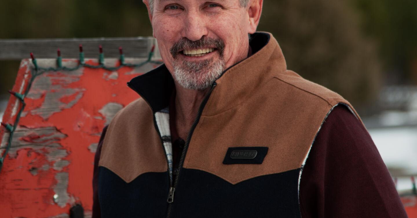 Ron Moe running for Klamath County Commissioner - Vimarsana News