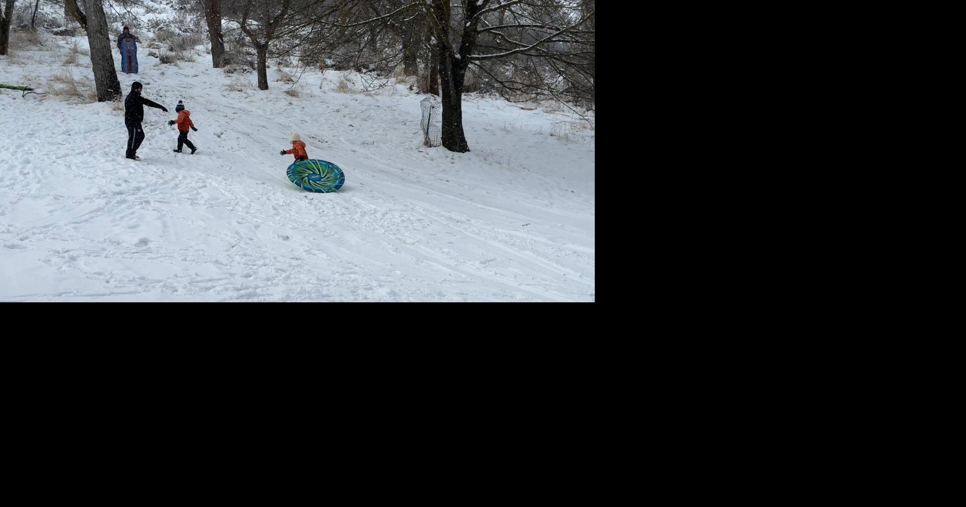 Residents enjoy snow day after school closures | Community | kdrv.com