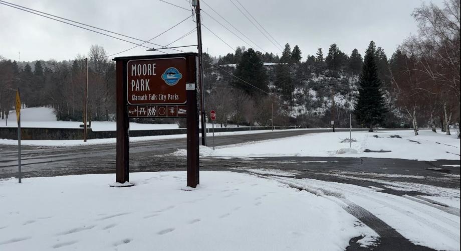 Residents enjoy snow day after school closures | Community | kdrv.com
