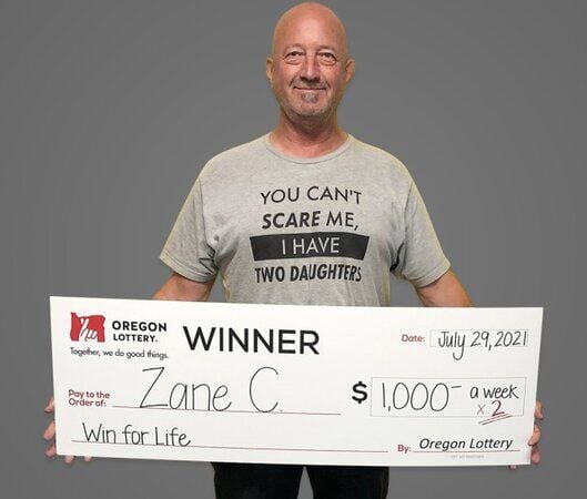 Brookings man snags Oregon Lottery winnings for life, twice