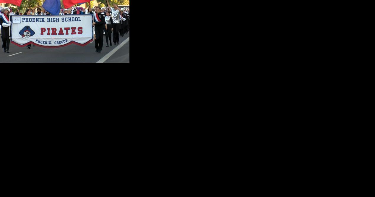Phoenix High School honors firefighters at its first homecoming parade since the Almeda Fire - Vimarsana News