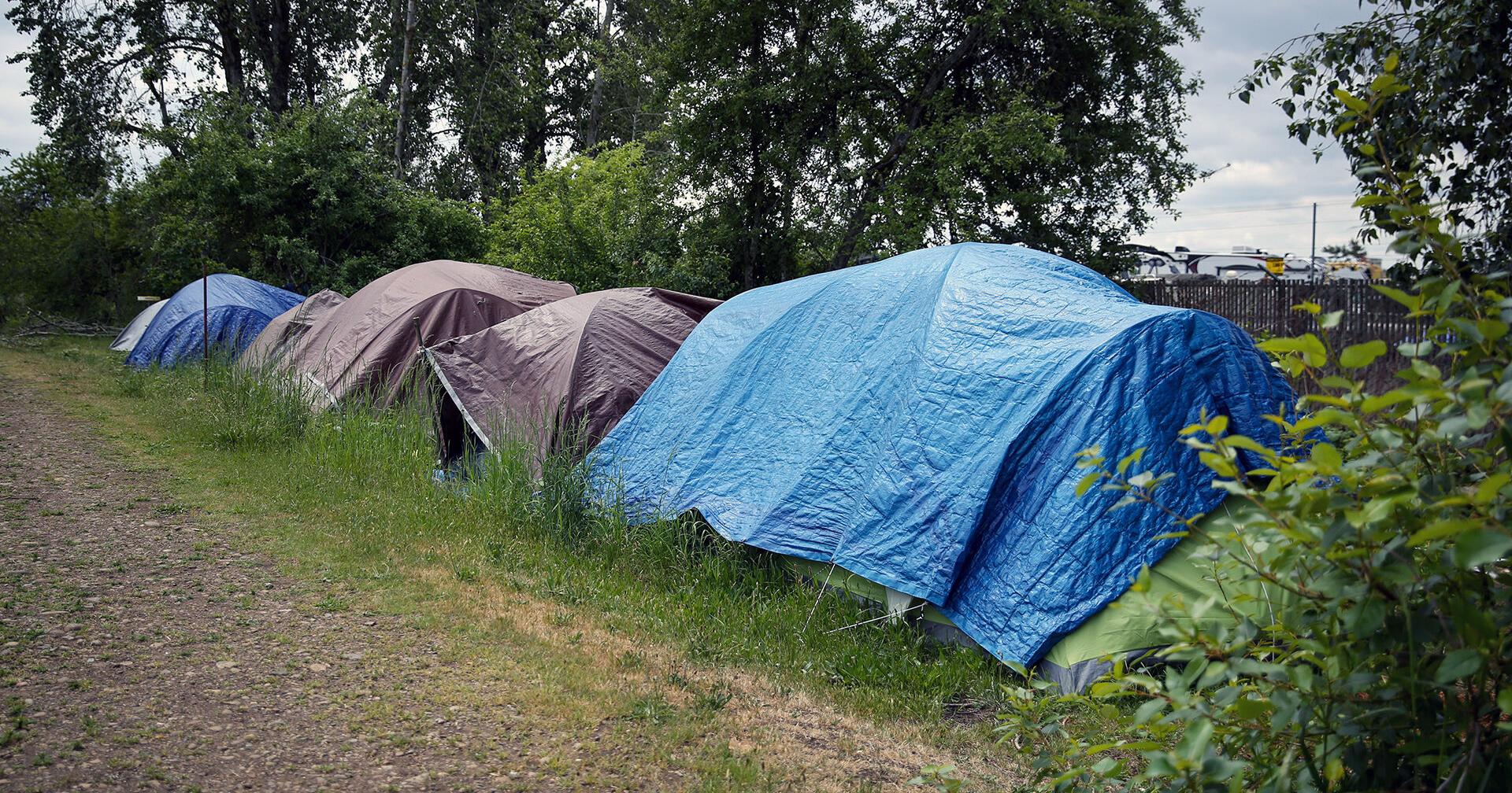 Oregon bill that would decriminalize homeless encampments and propose penalties if unhoused people are harassed stalls amid opposition - Vimarsana News