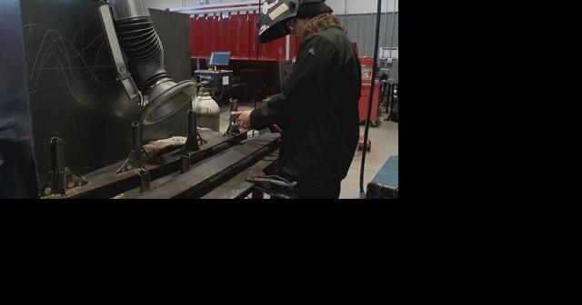 Phoenix High School welders building new JCSO "PIT" bumpers - Vimarsana News