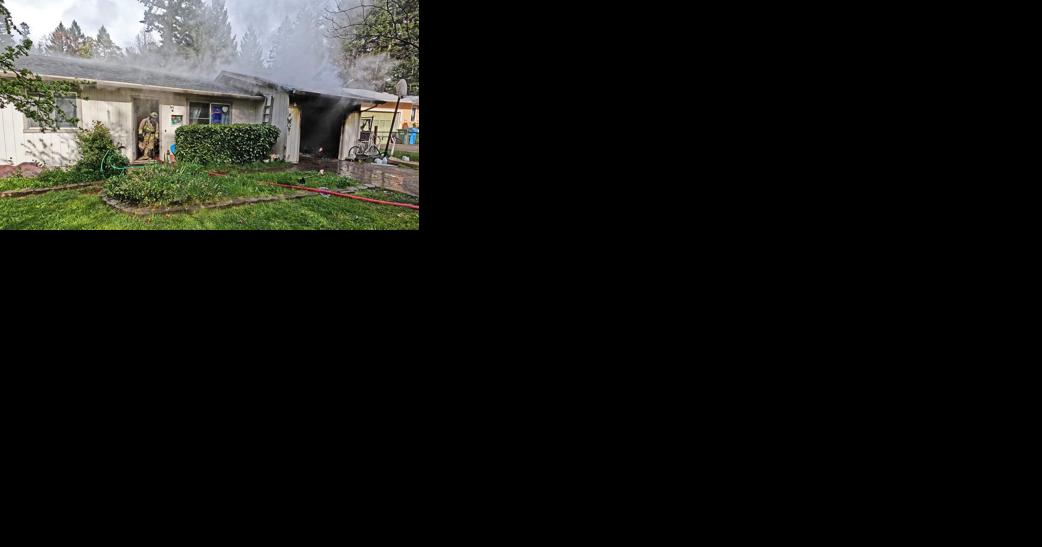 Structure fire in the Illinois Valley - Vimarsana News