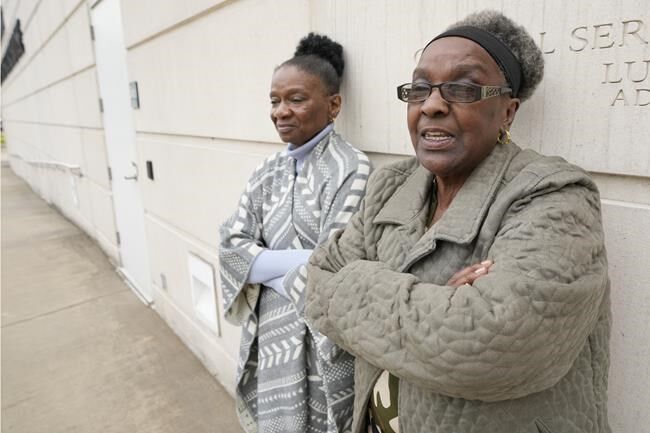 White former officers get sentences of 10 to 40 years in torture of 2 ...