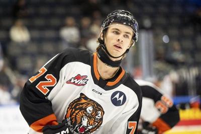 Canadian junior hockey phenom Gavin McKenna to announce NCAA destination