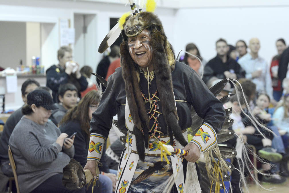 Traditional Winter Pow Wow Gallery kelownadailycourier.ca
