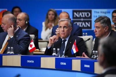 In the news today: Defence spending won't slow recession, P.M. to meet First Nations