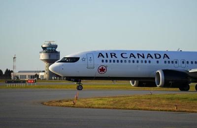 Travellers could see delays after bomb threats at Canadian airports: Nav Canada