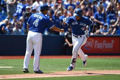 Astros roll a 7 in first inning, rout Blue Jays