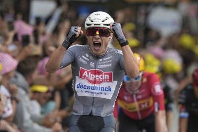 Tour de France: Philipsen wins first stage, Pogačar finishes safely