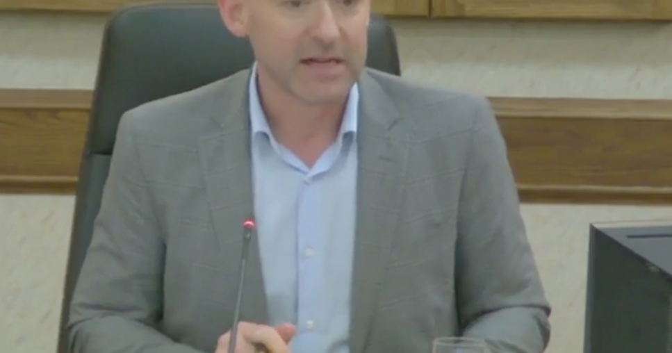 Kelowna city councillor Loyal Wooldridge steps down as regional board chair - Vimarsana News